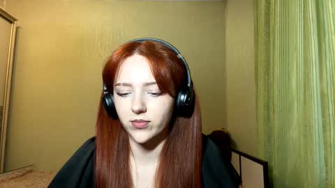 Snapshot of nakitawiggin chatting on 21, 2, 2026 Luna online show from 21, 2, 2026