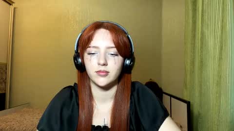 Snapshot of nakitawiggin chatting on 22, 2, 2026 Luna online show from 22, 2, 2026