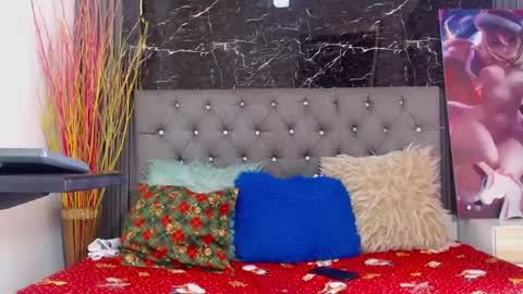 NALAROY online show from 24, 12, 2024