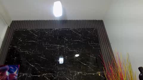 NALAROY online show from 4, 1, 2025