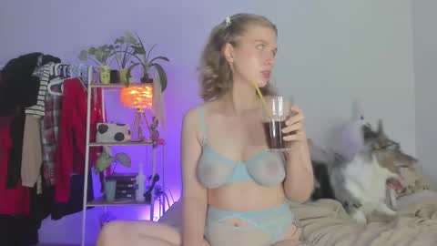 Snapshot of namirimii chatting on 2, 10, 2025 Agnes online show from 2, 10, 2025