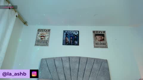 NamiThompson online show from 22, 4, 2026