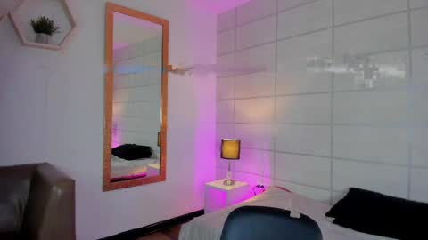 Nana  online show from 2, 4, 2026