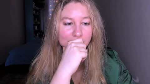 Nancy online show from 11, 4, 2026