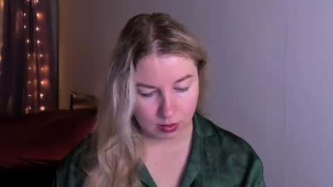 Snapshot of nancysanders chatting on 18, 7, 2026 Nancy online show from 18, 7, 2026