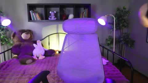 Nanii           online show from 24, 10, 2025