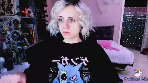 Monday-Friday 12-4 AM and 6-9 AM New York time online show from 30, 10, 2025