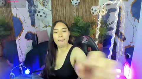 Snapshot of nanni_tay chatting on 2, 7, 2026 Nanni online show from 2, 7, 2026