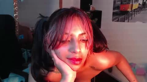 nany_pretty online show from 4, 1, 2025