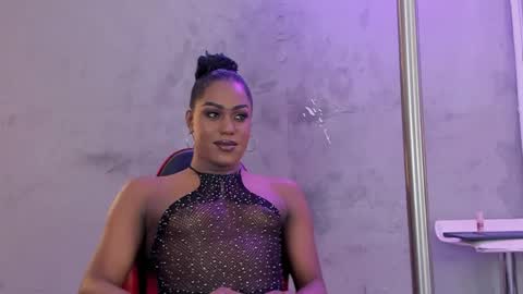 Snapshot of naomi__blair chatting on 10, 5, 2026 Naomi Blair online show from 10, 5, 2026