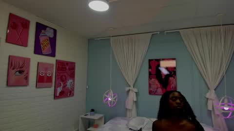 Snapshot of naomi_campell chatting on 5, 2, 2026 Naomi online show from 5, 2, 2026