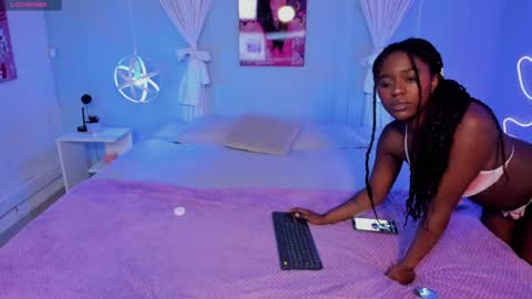 Naomi online show from 7, 4, 2026