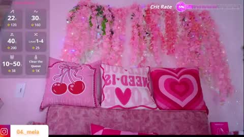 Snapshot of naomi_femme chatting on 27, 5, 2026 naomi_femme online show from 27, 5, 2026