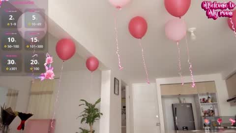 Snapshot of naomi_kiing chatting on 21, 7, 2026 Nathalia King online show from 21, 7, 2026