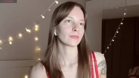 Snapshot of naomi_oops chatting on 23, 6, 2026 Naomi online show from 23, 6, 2026