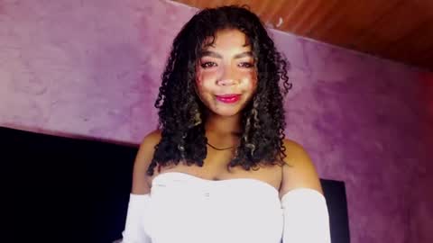 Snapshot of naomi_rider77 chatting on 22, 6, 2026 mara Jos online show from 22, 6, 2026