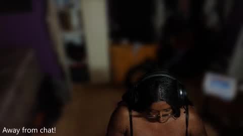 Snapshot of naomifux chatting on 23, 9, 2025 Naomi online show from 23, 9, 2025