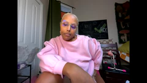 Snapshot of naomigiirl6 chatting on 21, 12, 2024 Naomigiirl6 online show from 21, 12, 2024