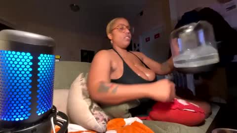 Snapshot of naomigiirl6 chatting on 23, 2, 2025 Naomigiirl6 online show from 23, 2, 2025