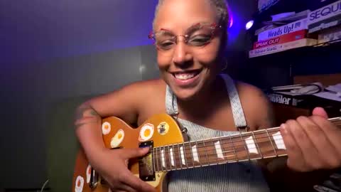 Snapshot of naomigiirl6 chatting on 5, 6, 2026 Naomigiirl6 online show from 5, 6, 2026
