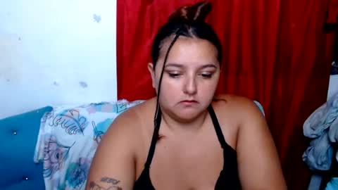 Snapshot of naomiquiin chatting on 9, 7, 2026 naomiquiin online show from 9, 7, 2026