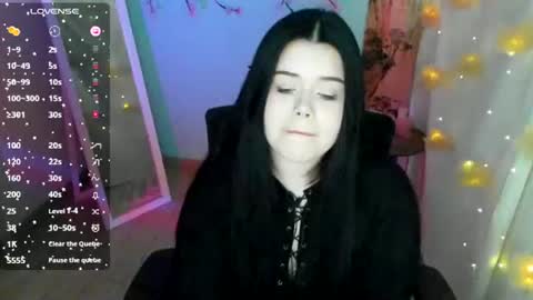 Snapshot of naomivibes chatting on 17, 7, 2026 Naomi online show from 17, 7, 2026