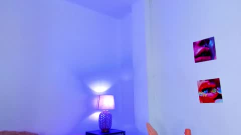 naomy_191 online show from 7, 1, 2026