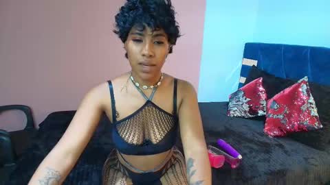 N A O M Y online show from 27, 2, 2026