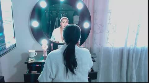 Naomy online show from 10, 3, 2026