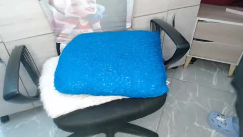 naomylux1 online show from 3, 3, 2026