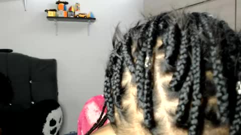 Snapshot of naomylux1 chatting on 27, 5, 2026 naomylux1 online show from 27, 5, 2026