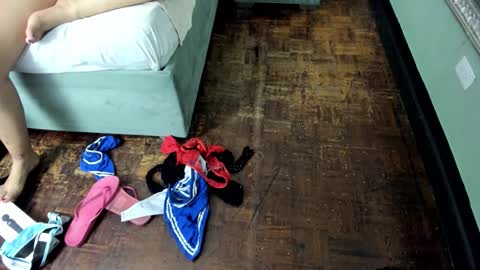 Naomy online show from 19, 12, 2025