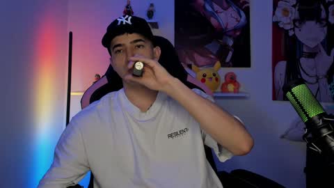 Snapshot of naranjo_seb chatting on 16, 12, 2024 sebastian online show from 16, 12, 2024