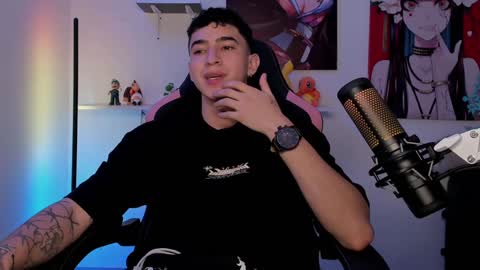 Snapshot of naranjo_seb chatting on 17, 12, 2024 sebastian online show from 17, 12, 2024