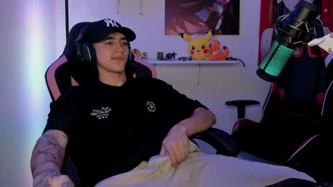 Snapshot of naranjo_seb chatting on 3, 1, 2025 sebastian online show from 3, 1, 2025