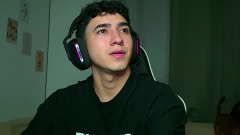 Snapshot of naranjo_seb chatting on 2, 10, 2025 sebastian online show from 2, 10, 2025