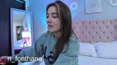 Nashly Fontana online show from 17, 1, 2025