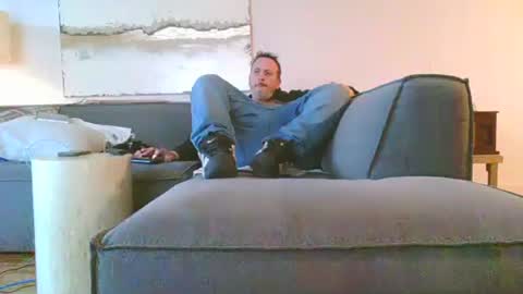 Snapshot of nassobout chatting on 3, 5, 2026 nassobout online show from 3, 5, 2026