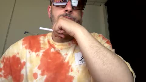 Snapshot of nassobout chatting on 19, 5, 2026 nassobout online show from 19, 5, 2026