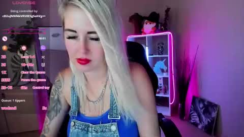 Snapshot of nastasya_cute chatting on 13, 6, 2026 Nastya online show from 13, 6, 2026