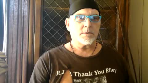 Daddy online show from 2, 3, 2025