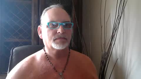 Daddy online show from 9, 3, 2025