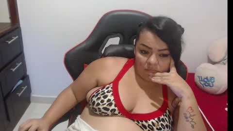 Nata Ramirez online show from 23, 10, 2025