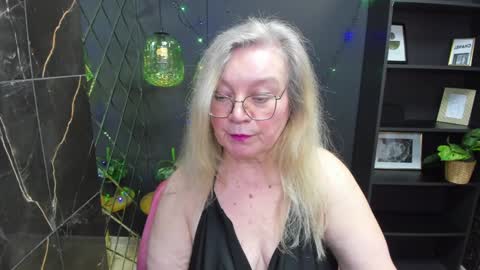 NataliCloud online show from 4, 1, 2025
