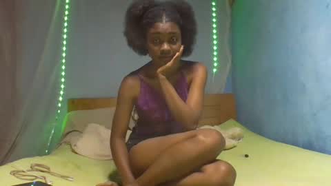 natalie19240216 online show from 7, 1, 2025