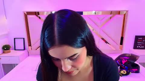 natalie  online show from 21, 7, 2026