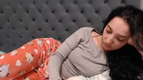 Snapshot of natalie_mia chatting on 2, 2, 2025 Miia online show from 2, 2, 2025