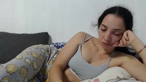 Snapshot of natalie_mia chatting on 29, 9, 2025 Miia online show from 29, 9, 2025