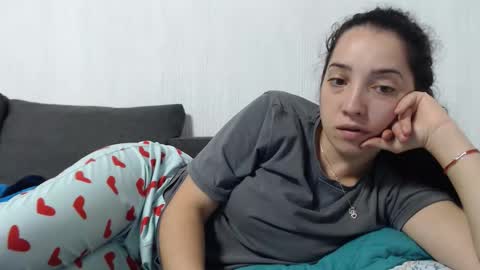 Snapshot of natalie_mia chatting on 7, 11, 2025 Miia online show from 7, 11, 2025