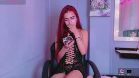 Snapshot of natalliapradas chatting on 8, 10, 2025 natalliapradas online show from 8, 10, 2025